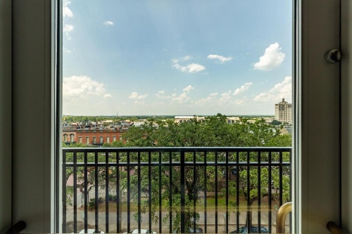 Holiday Inn Express Savannah - Historic District image 18